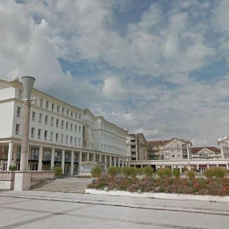 Appartamento Cosy flat Bussy-Saint-Georges Esterno foto